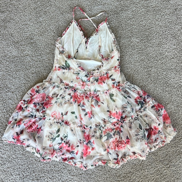 Windsor White and Pink Floral Mini Dress - Picture 3 of 3